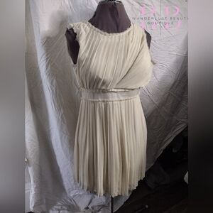 Miss Me Couture by Miss Me size Medium CREAM knee length dress